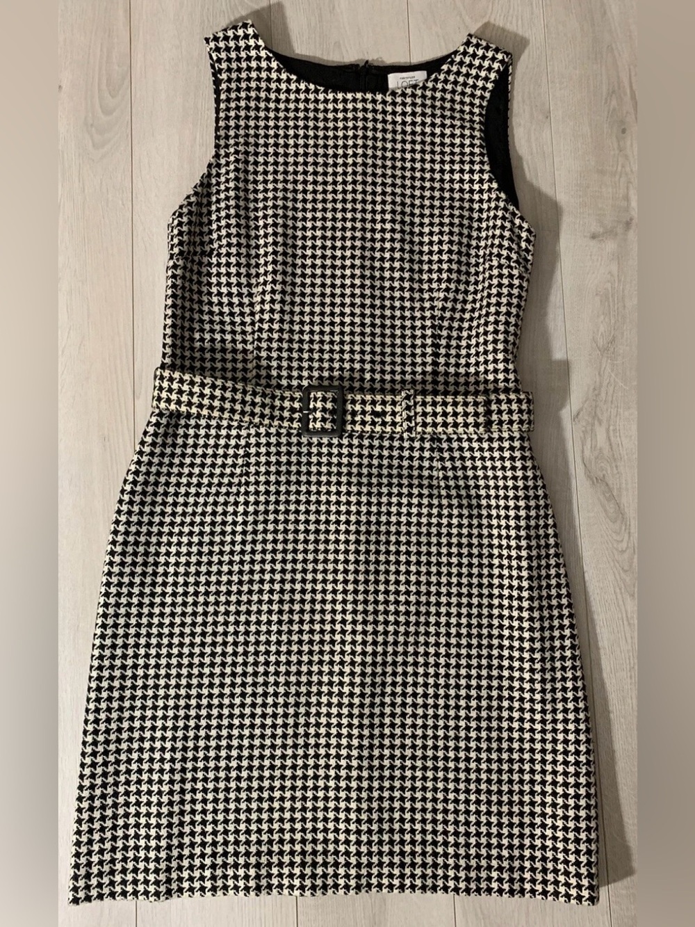 Ann Taylor Wool Blend White Black Houndstooth Belted
Lined Sheath Dress Size 10 - Picture 1 of 11